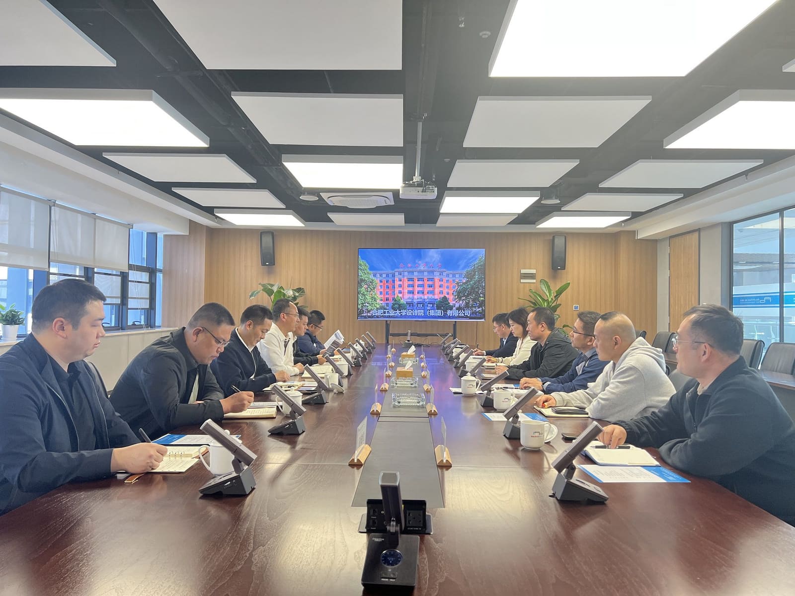 中国铁建来访